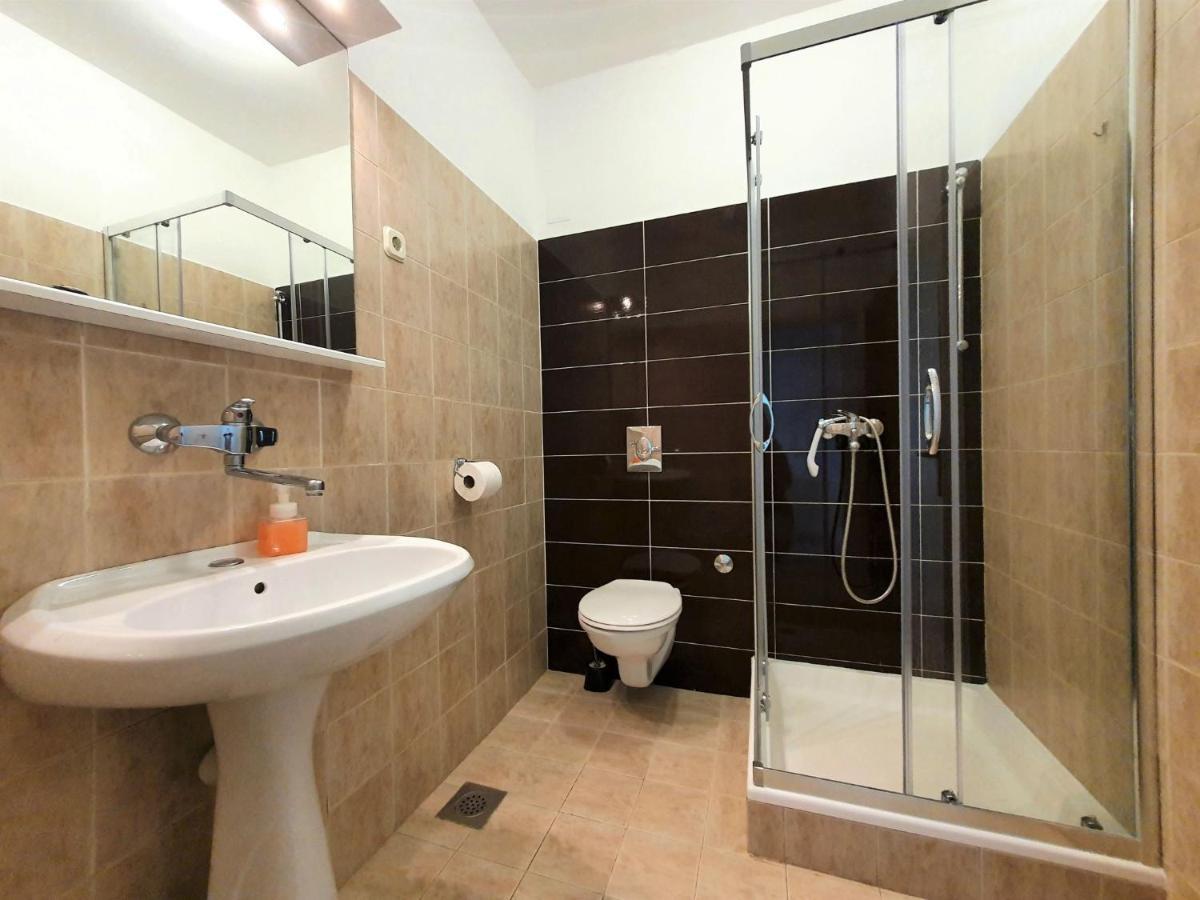 Apartment Katarina 3 - Sib156 By Interhome Brodarica  Exterior photo